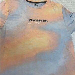 Hollister Heaven colored shirt